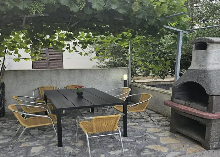 Apartament Mlikota - Two Bedroom With Terrace