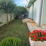 Mlikota - Two Bedroom With Terrace アパート