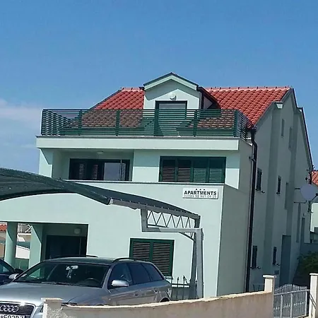 Mlikota - Two Bedroom With Terrace * Zaton