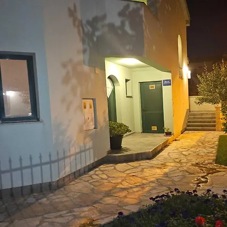 Appartement Mlikota - Two Bedroom With Terrace