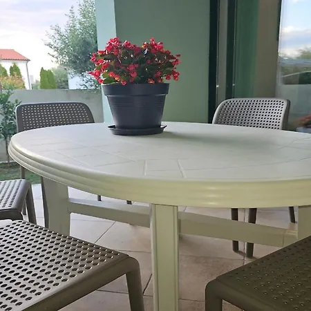 Mlikota - Two Bedroom With Terrace * 자톤
