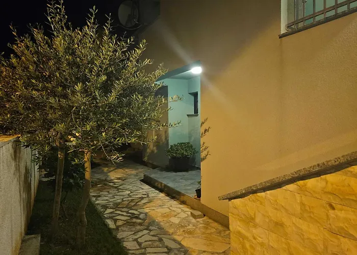 Апартаменты Mlikota - Two Bedroom With Terrace Затон